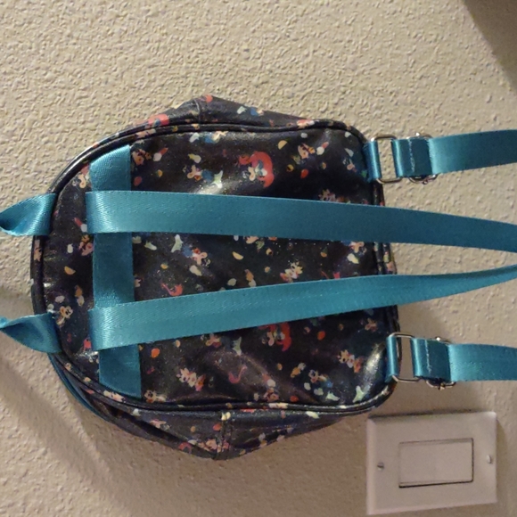 Minnie Mouse backpack - Picture 4 of 4